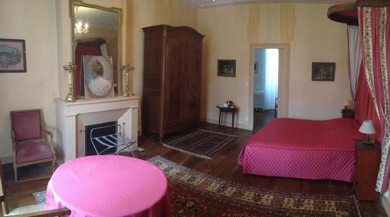 Chateau Manoir De La Leche Touvre Room photo